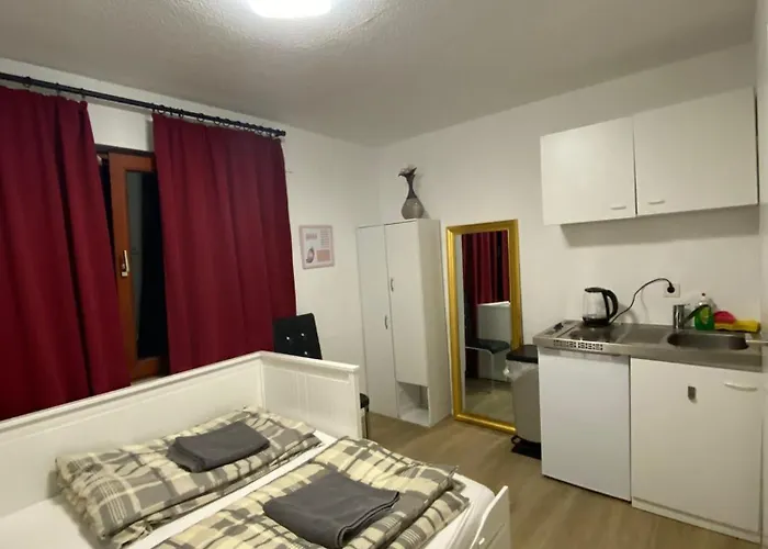 Mit Doppelbett In Apartment